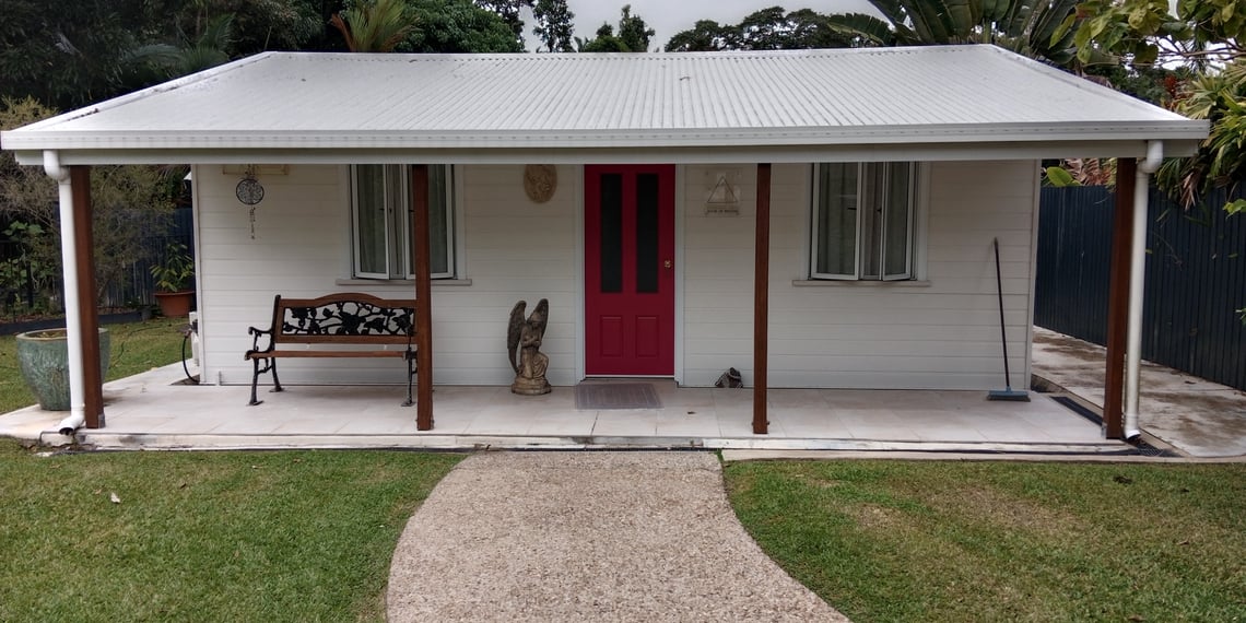 Intalight 2000 house of healing